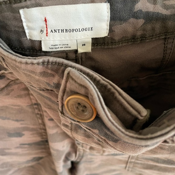 By Anthropologie Mavis Embroidered Green Camo Utility Pants - Size 26 - Picture 5 of 12
